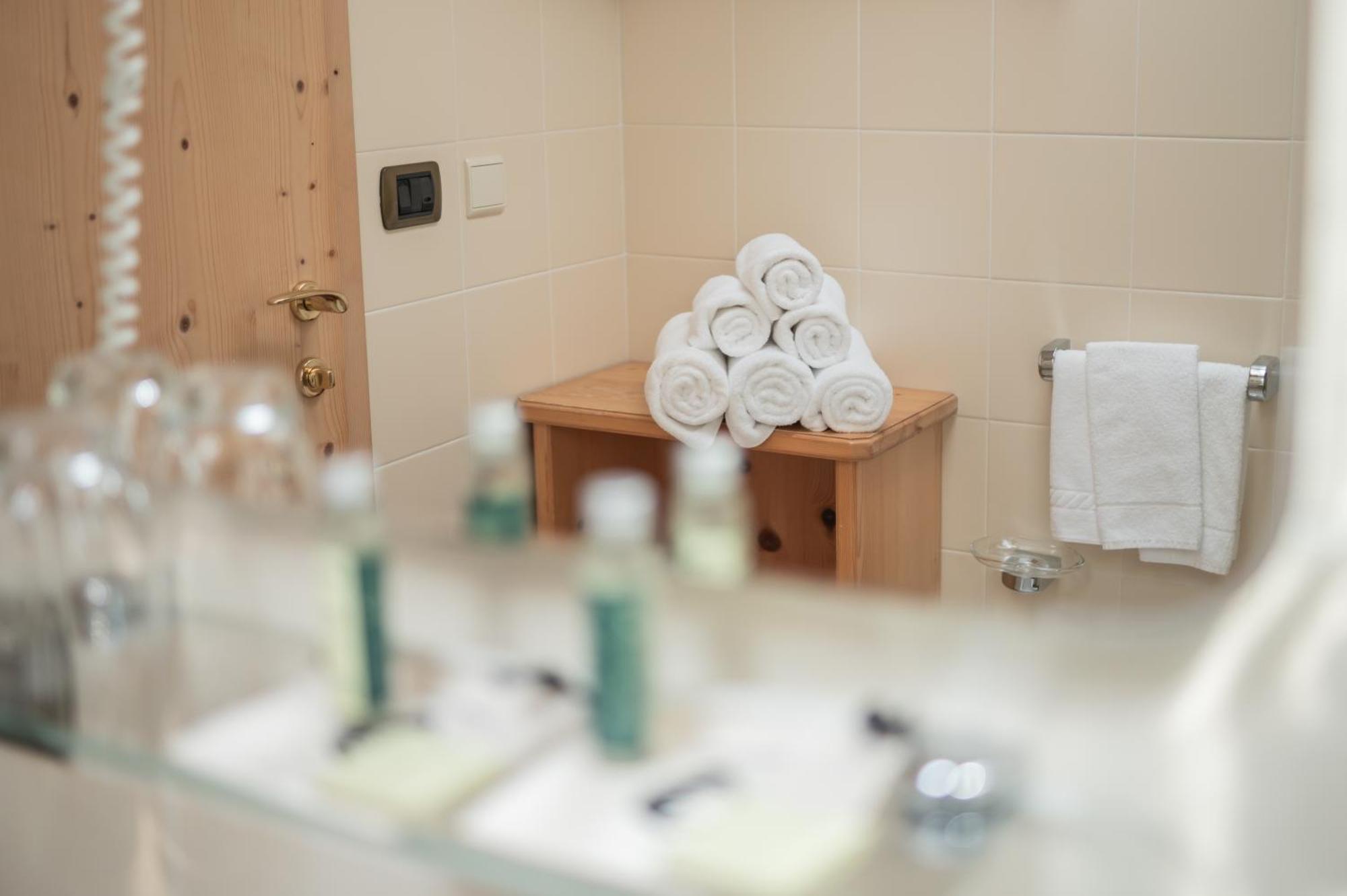 Uetia De Boerz Hotel San Martino in Badia Værelse billede