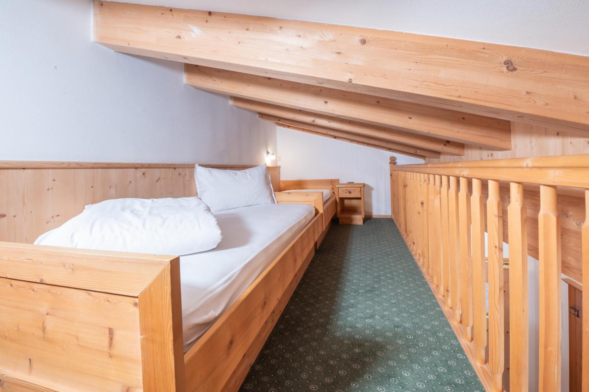 Uetia De Boerz Hotel San Martino in Badia Værelse billede