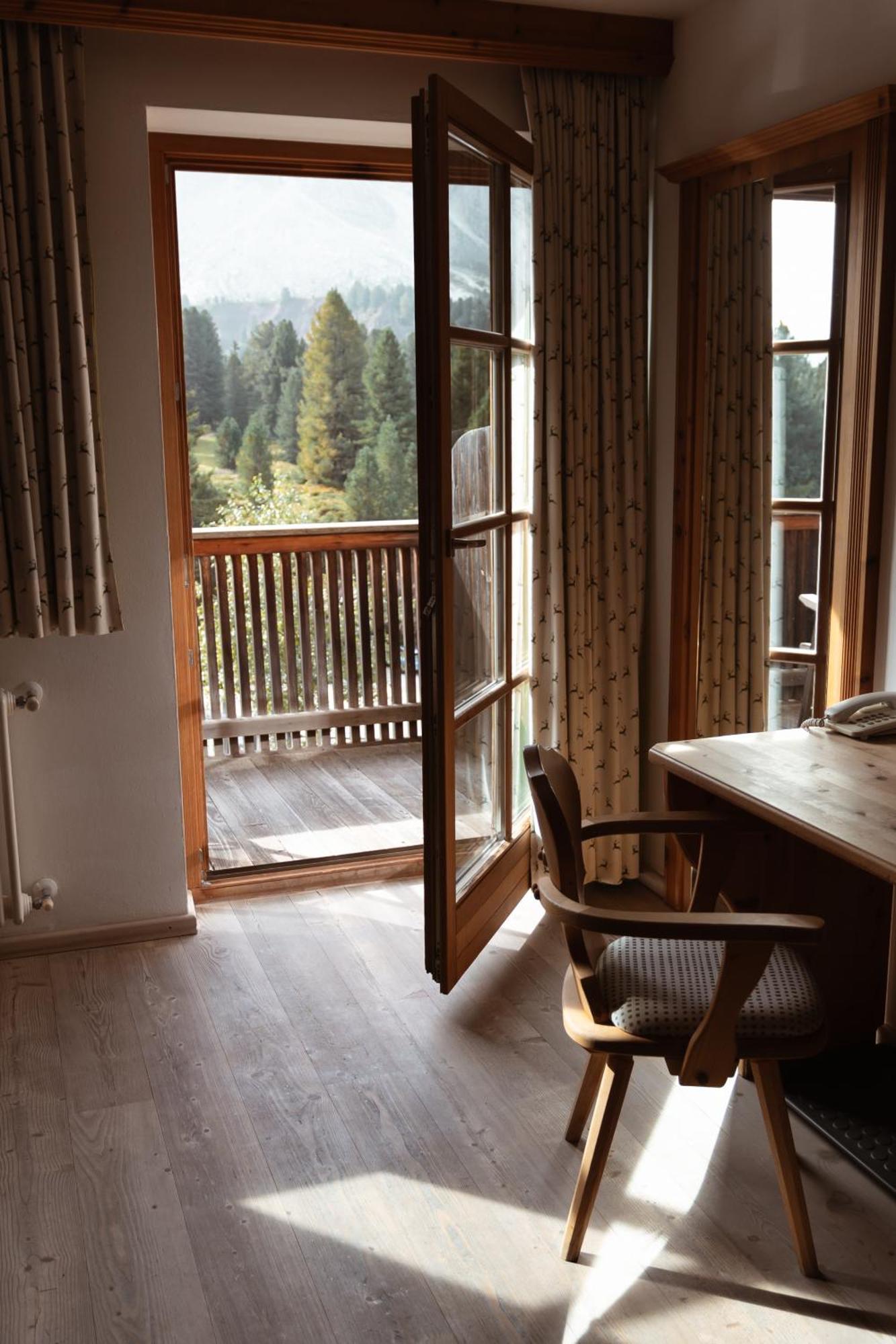Uetia De Boerz Hotel San Martino in Badia Eksteriør billede