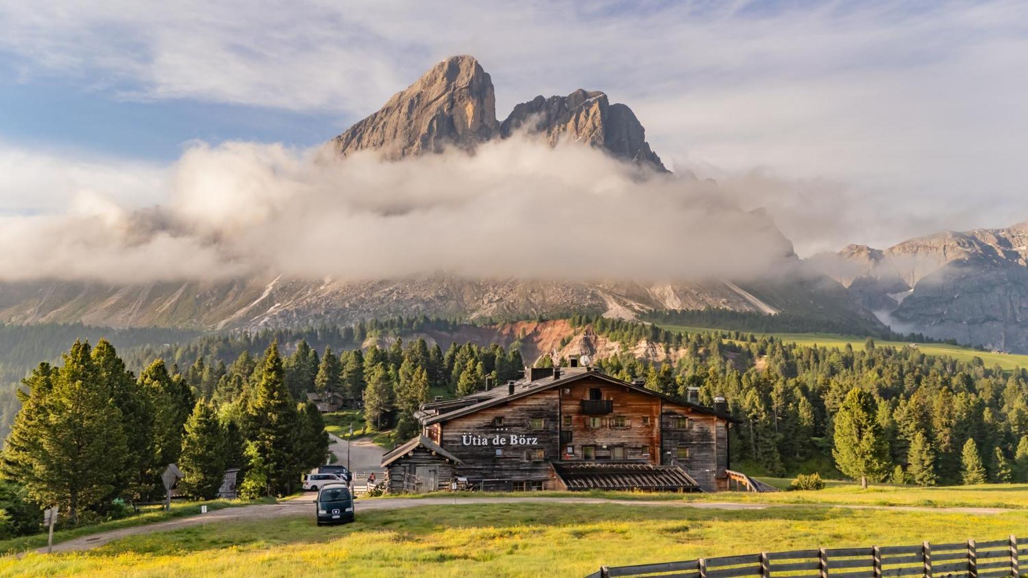Uetia De Boerz Hotel San Martino in Badia Eksteriør billede
